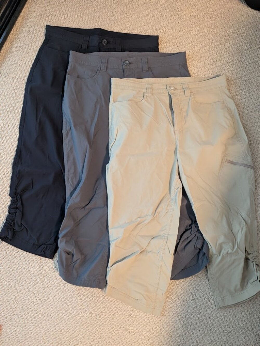 3 pairs Eddie Bauer Women's Rainier Capris - Women's 12